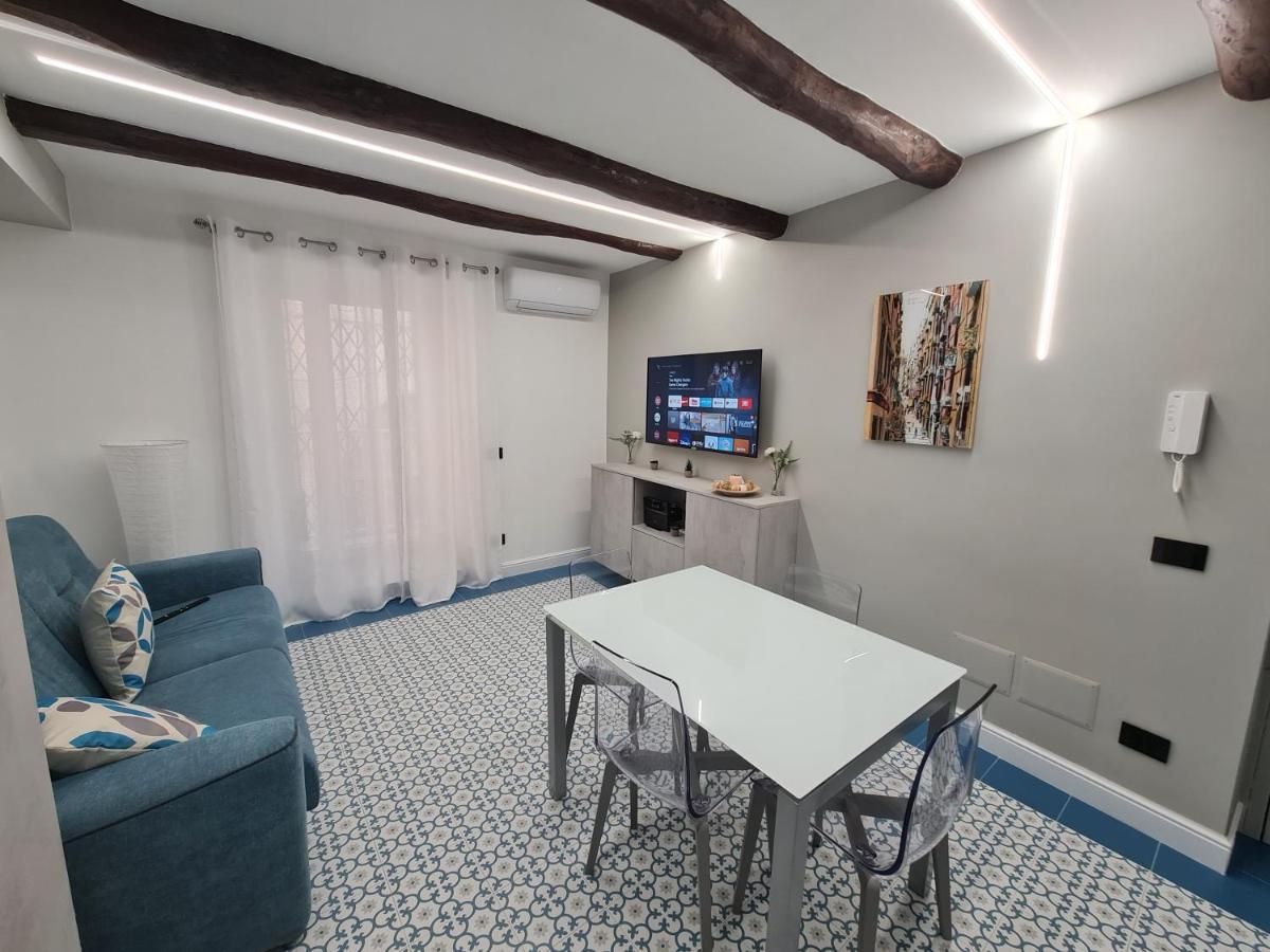 Chiaja Lux House Apartment Naples Exterior photo